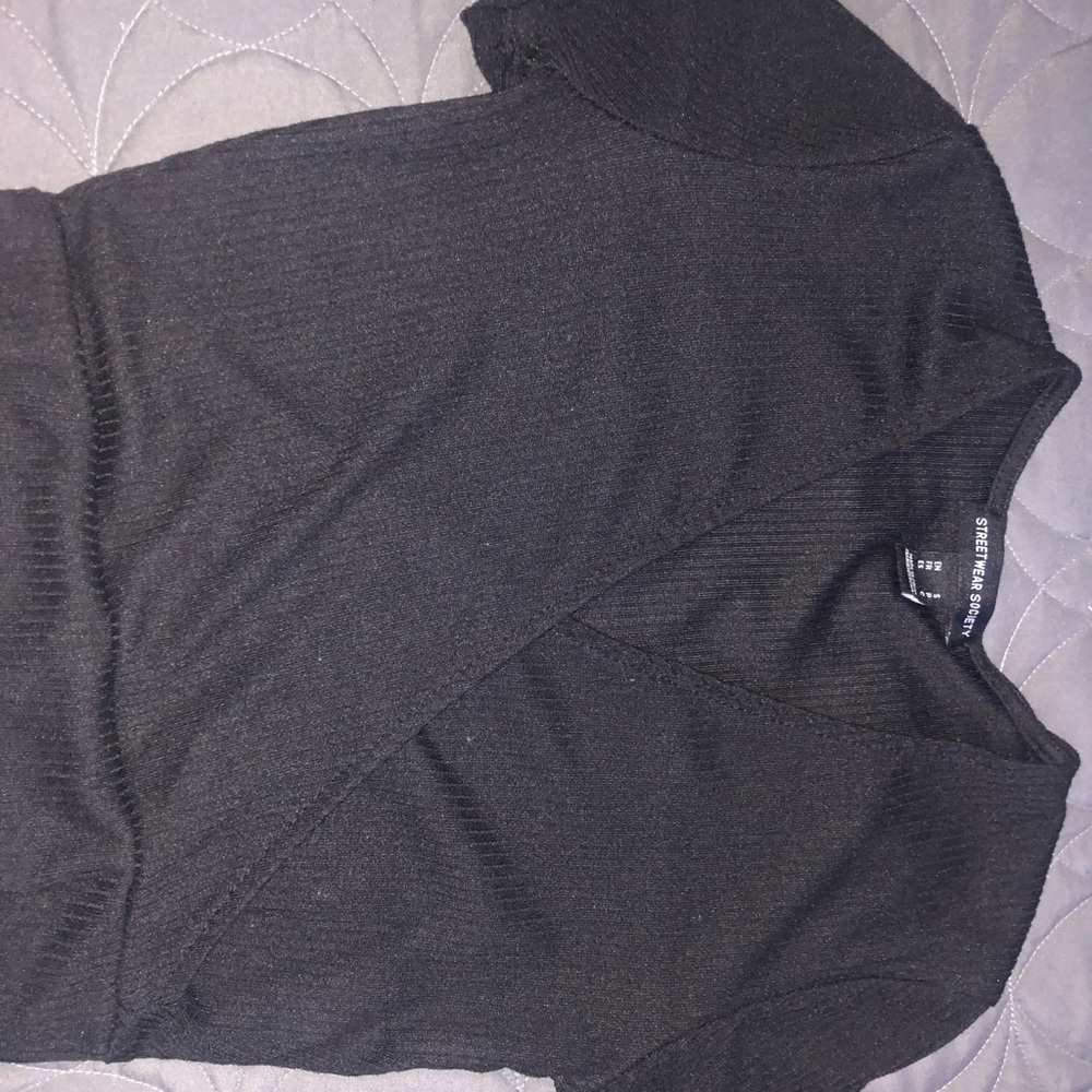 Urban planet wrap top